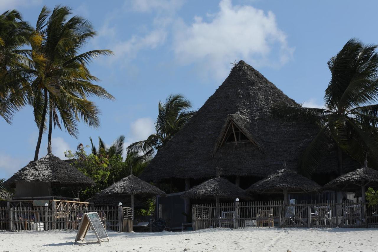 Bahari Beach Bungalows Jambiani  Eksteriør billede