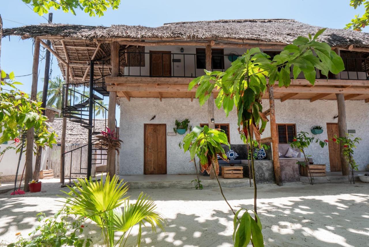 Bahari Beach Bungalows Jambiani  Eksteriør billede