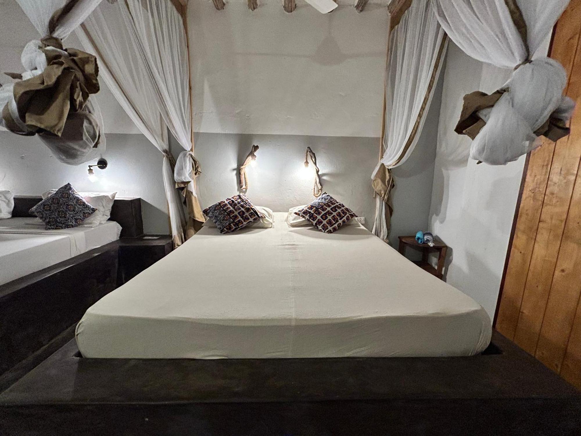 Bahari Beach Bungalows Jambiani  Eksteriør billede